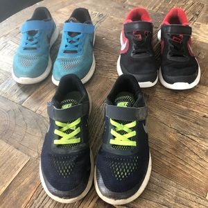3 pairs of boys Nike sneakers